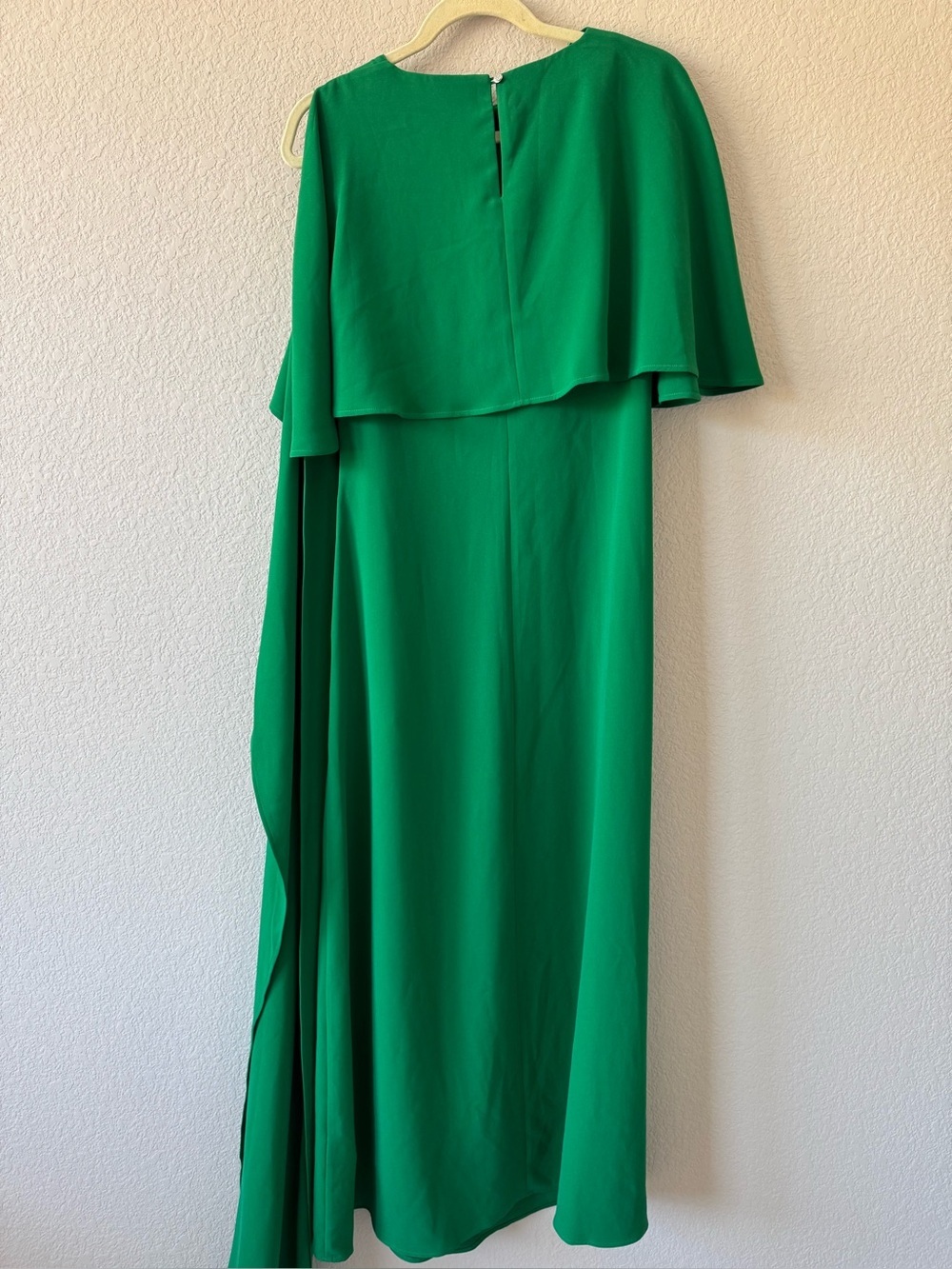 Rich Radi Q’s Emerald Shawl-Tie Evening Gown NWT - Picture 10 of 16